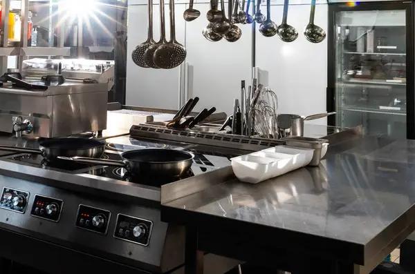Illinois Tool Works Inc.: Leading the Charge in Food Service Equipment Innovation