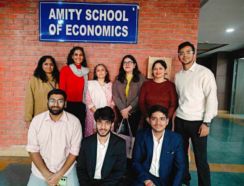 How an Economics Honours Course Builds Better Monetary Awareness