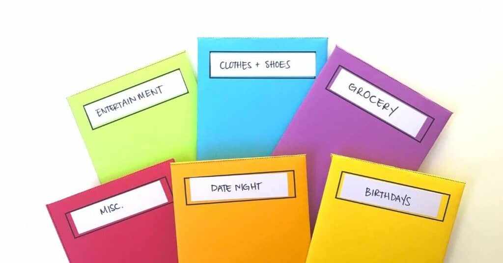 Why Is India’s Envelope Trackers Market Surging in 2025?