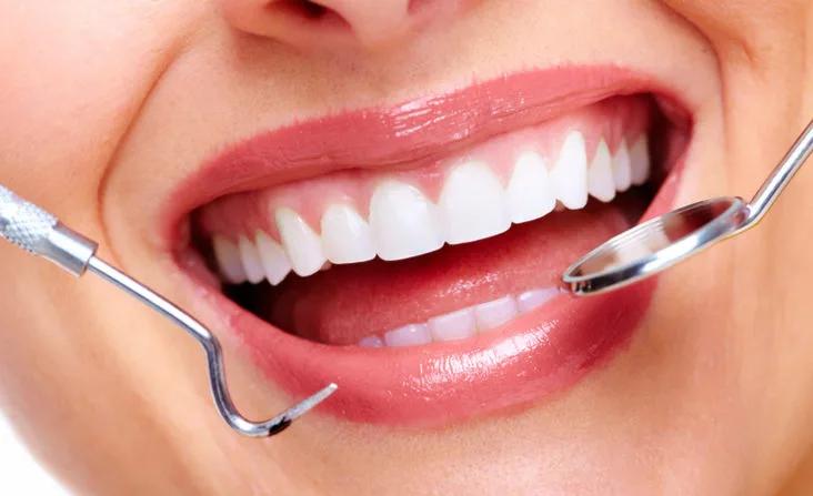 Why Is the Cosmetic Dentistry Market Booming in 2025?