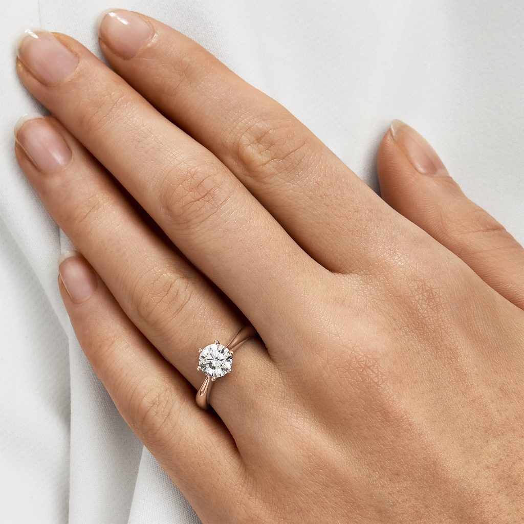 Lab Grown Diamond Engagement Rings: Everything You Need to Know