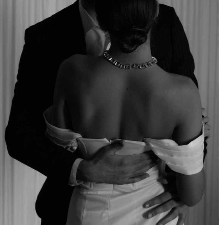 Velvet  & Vengeance 18+