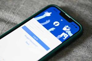 Download Facebook Reels: A Comprehensive Guide to Preserving Your Favorite Videos