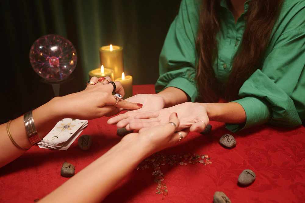 How Palm Reading Astrology Can Transform Your Life