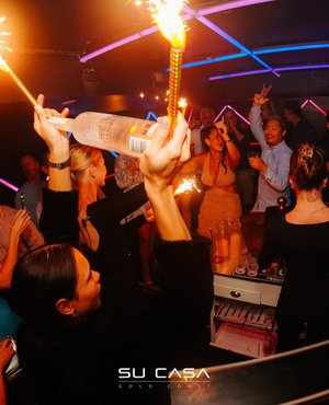 Experience Luxury Nightlife with Vip Booths at Su Casa Gold Coast