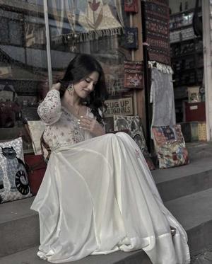 𝐃𝐇𝐑𝐈𝐕𝐈