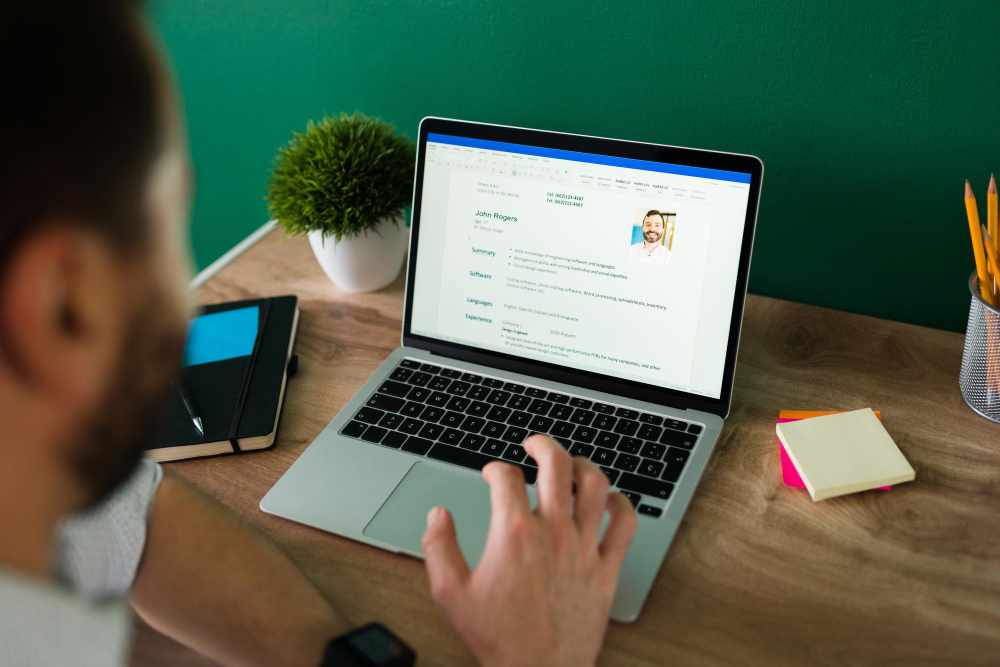 Application For A Personal Licence – INN Confidence Ltd