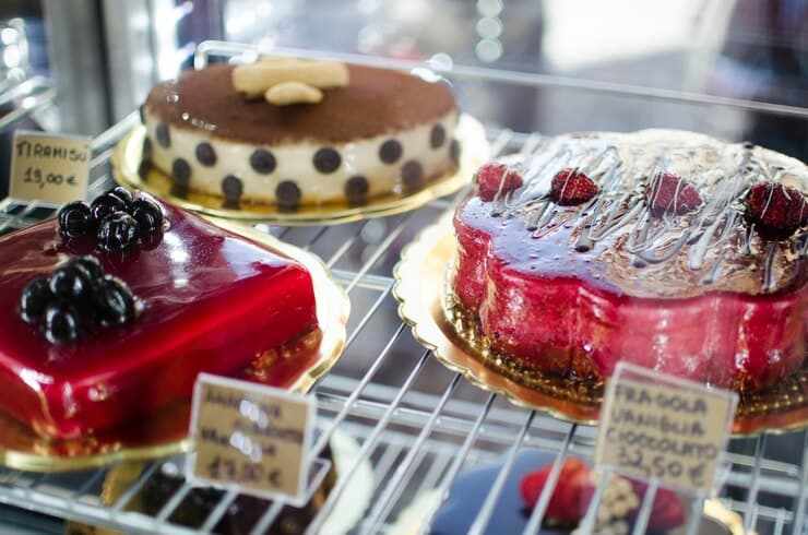What Makes a Cake Shop Glasgow Stand Out from the Rest