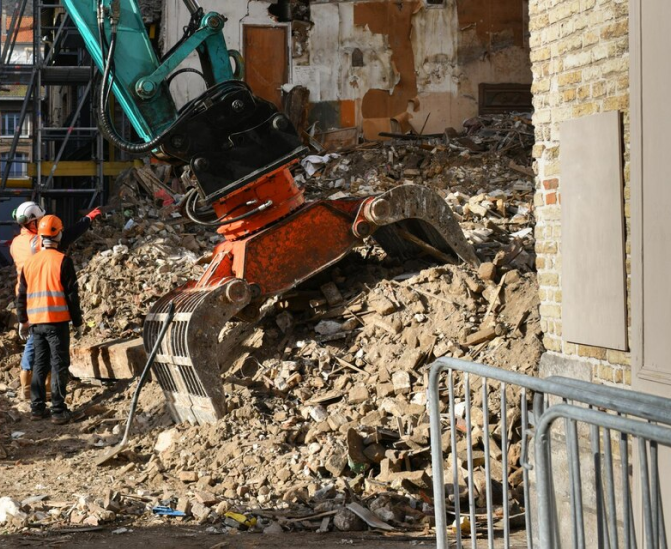 Plan with Confidence: Professional Demolition Consultation Services in Perth