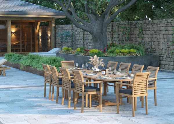 Outdoor Teak Garden Furniture: Designed for Year-Round Use