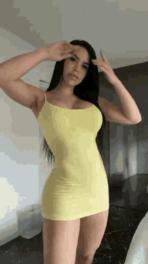 I Fuck My Landlord Wife Ass While Her Daughter Was Seeing TV🥵🫠🫦🙈🔥💦