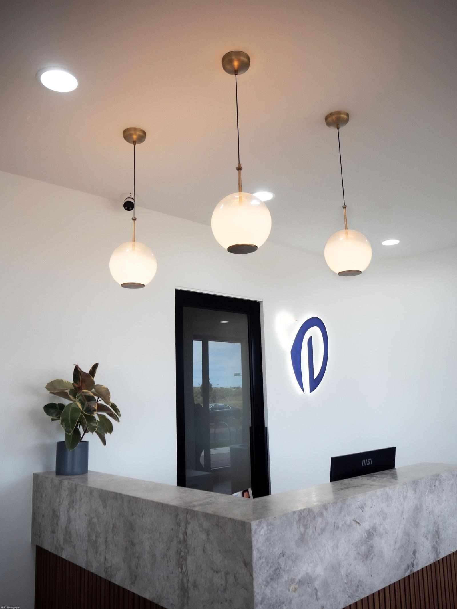 Dental Implants vs. Dentures: What’s Best for Your Smile in Williams Landing?