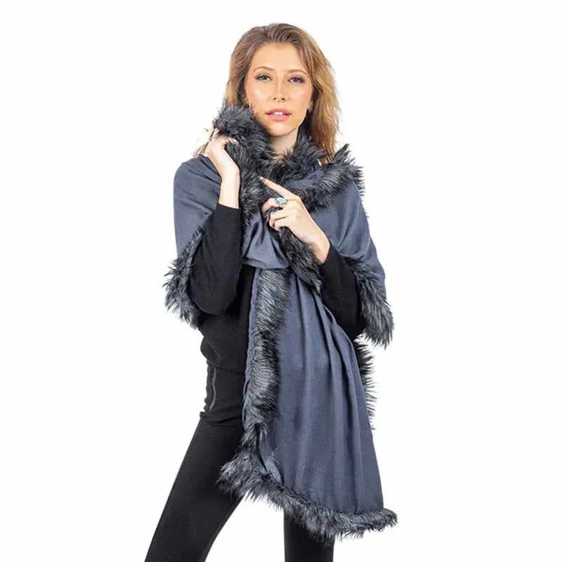 Explore the Cultural Significance of Silver Pashmina