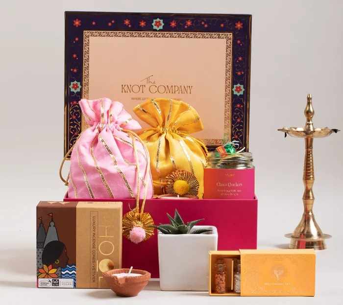 Buy Diwali Corporate Gifts Under 1000 Online