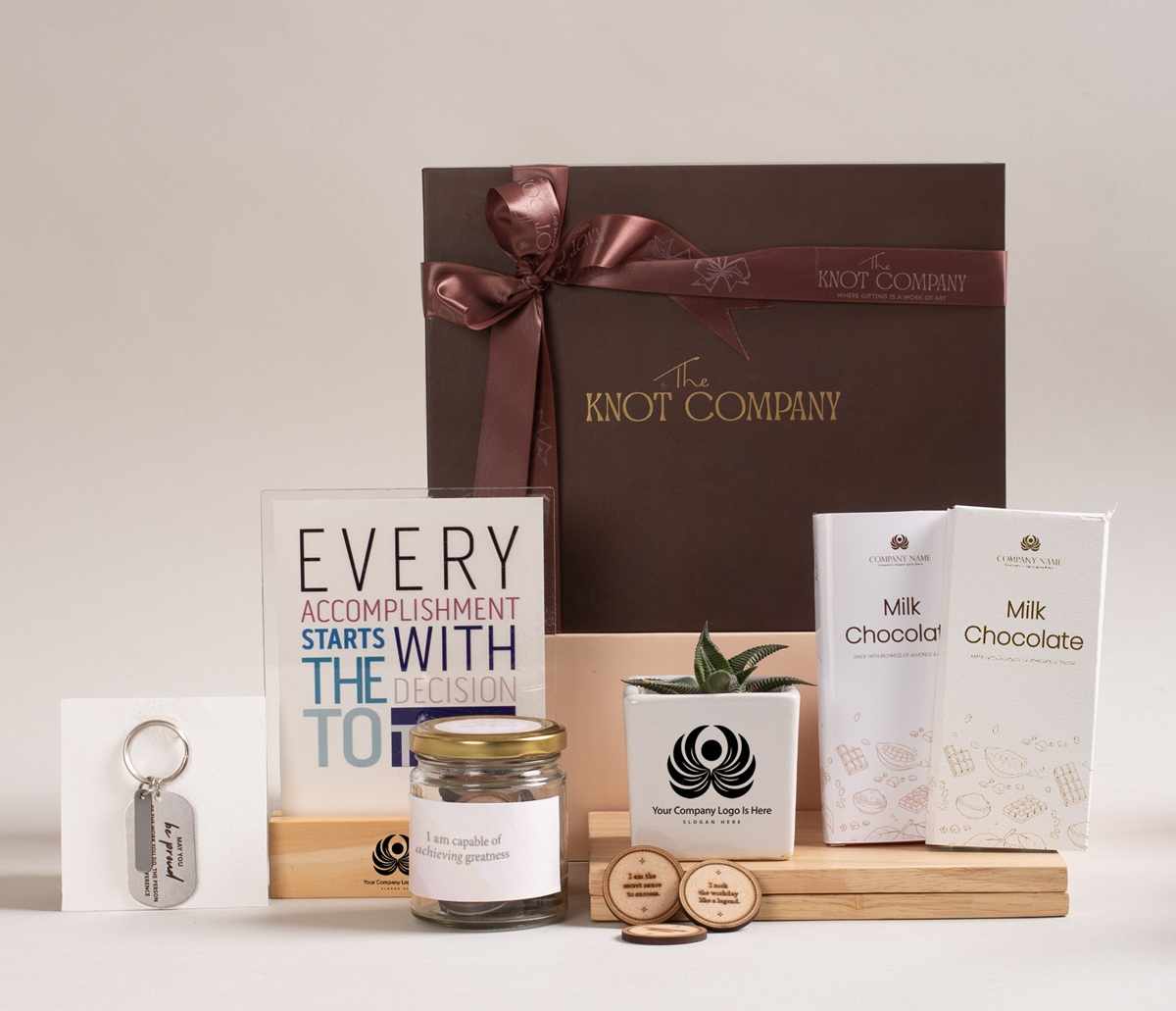Buy Wholesale Gift Hamper for Clients & Employees Online