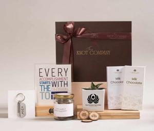 Buy Wholesale Gift Hamper for Clients & Employees Online