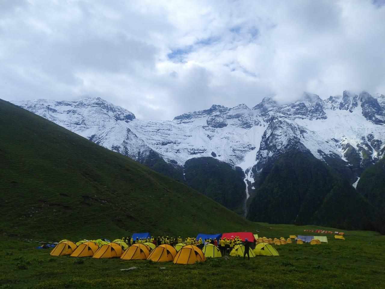 Discover the Magic of Pahadi Treks – A Soulful Journey into the Himalayas