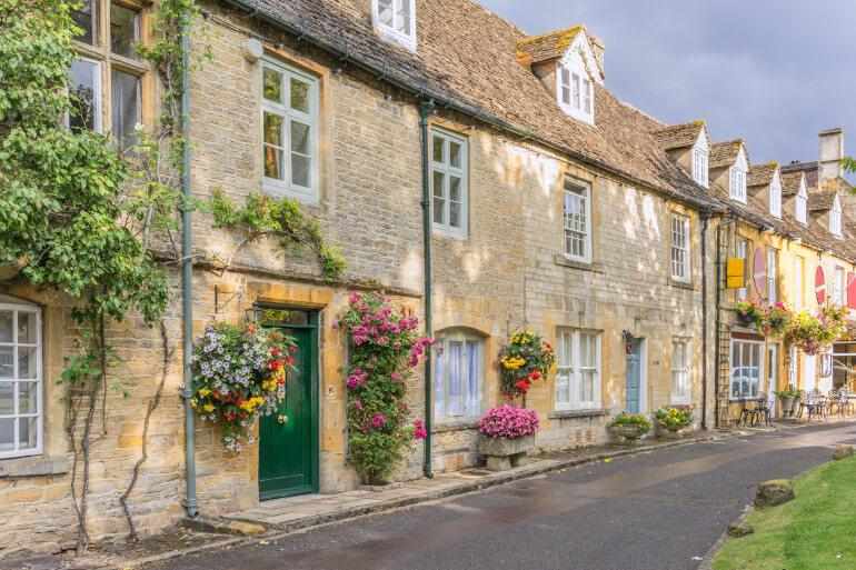 The Best Walks In Bourton-On-The-Water | holidaycottages.co.uk