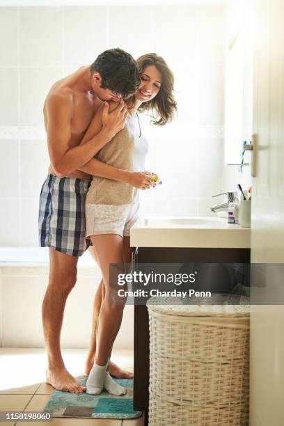 A black thick tap, tearing, filling, mother-daughter-friend trio in washroom - 2.2k words