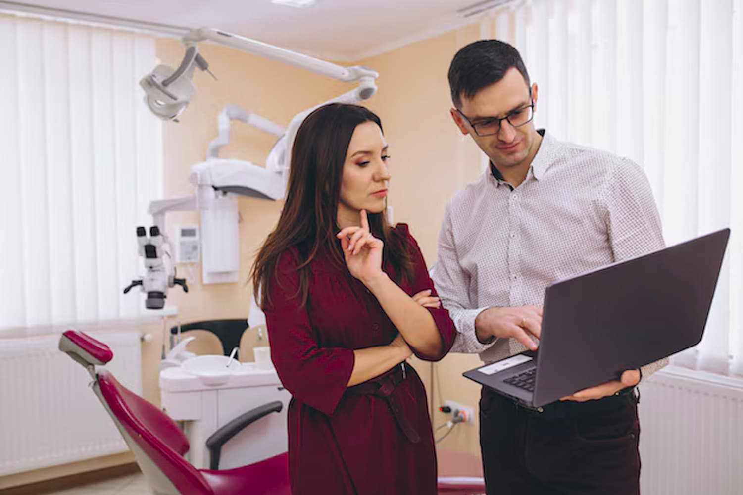 Top Features Offered by a Dental Website Design Company Costa Mesa