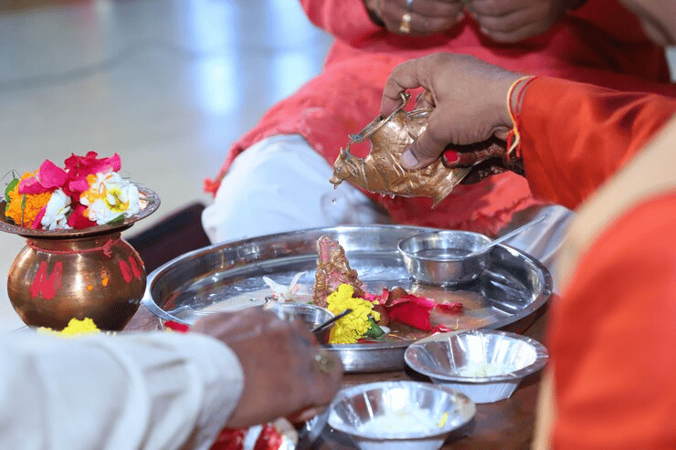 Who Should Perform Mangal Bhat Puja? Manglik Chart & Astrology Insights