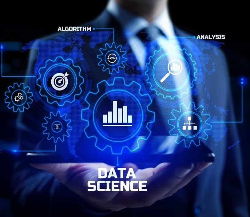 How Data Scientists Are Powering Operational Efficiency in Pharma Hubs