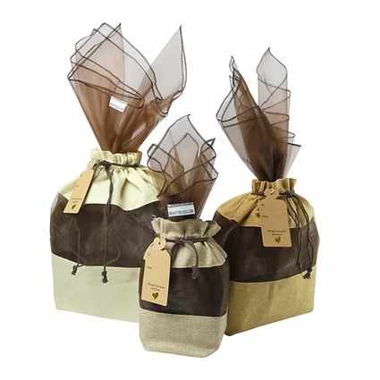 Sustainable Celebrations with Eco-Friendly Gift Bags