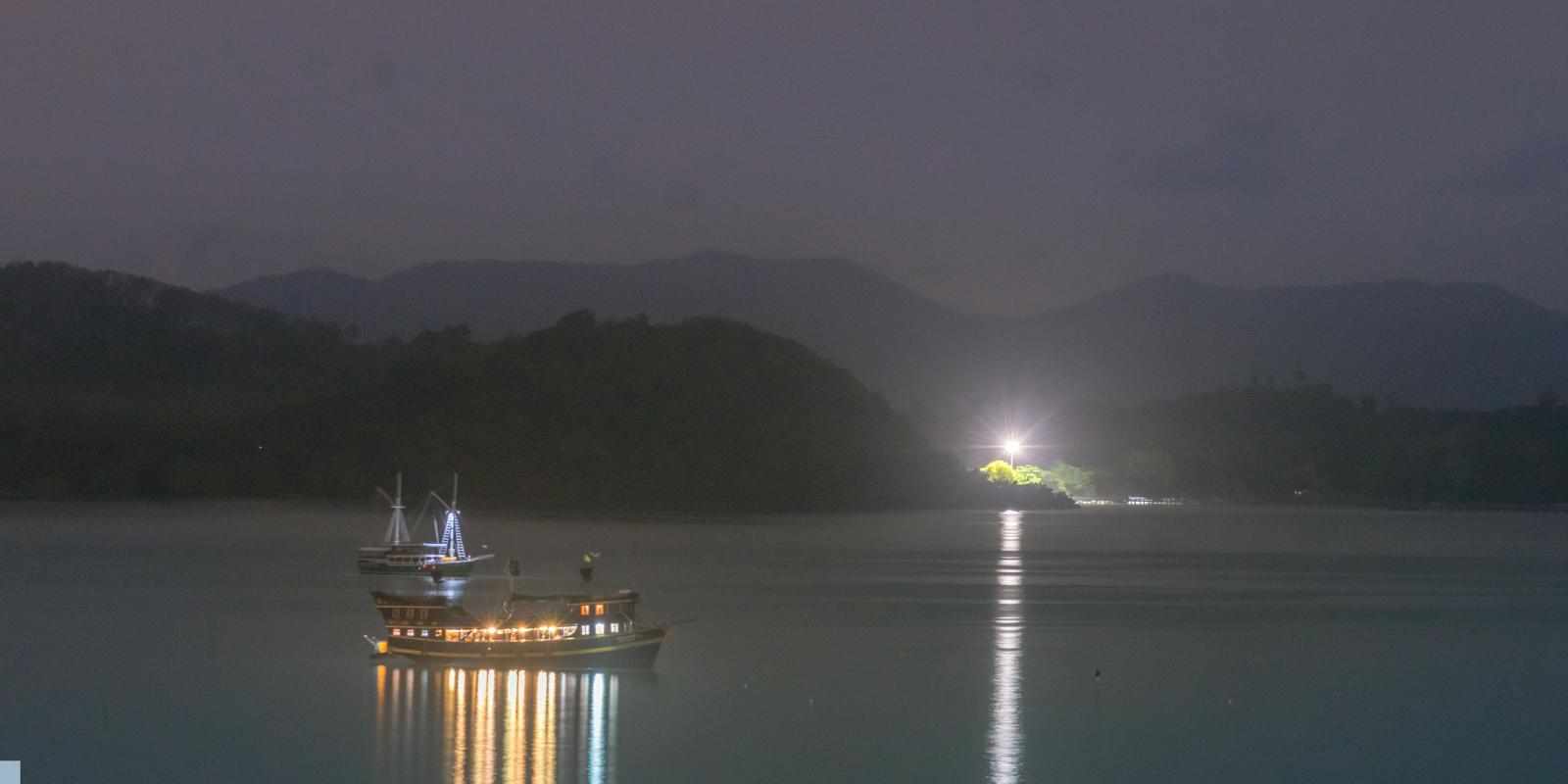 Best Marine Lights for Safety: The Latest Trends in Navigation and Docking Lights
