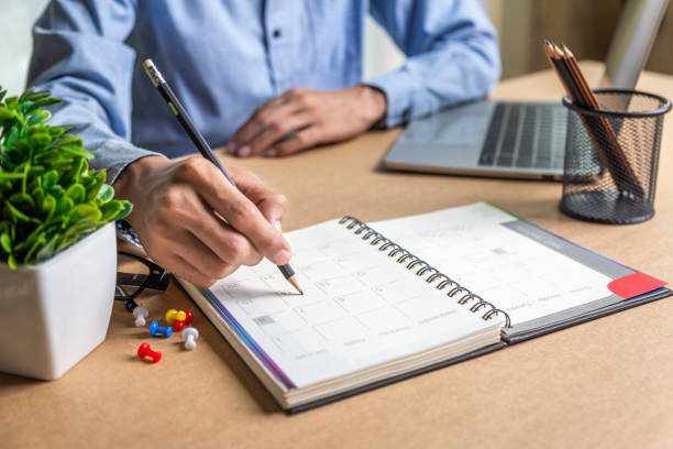 How a Leave Management System Can Help Track Absenteeism and Improve Reporting