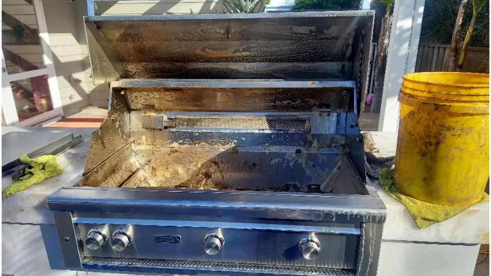 Why Is BBQ cleaning in Central Coast Important for Home Grills?