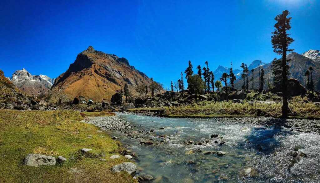 Feel the Presence of the Divine on the Har Ki Dun Trek with Himalaya Tribe