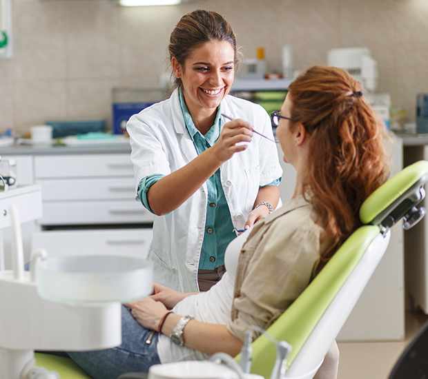 When You Should Consider Emergency Dental Implants in Burbank