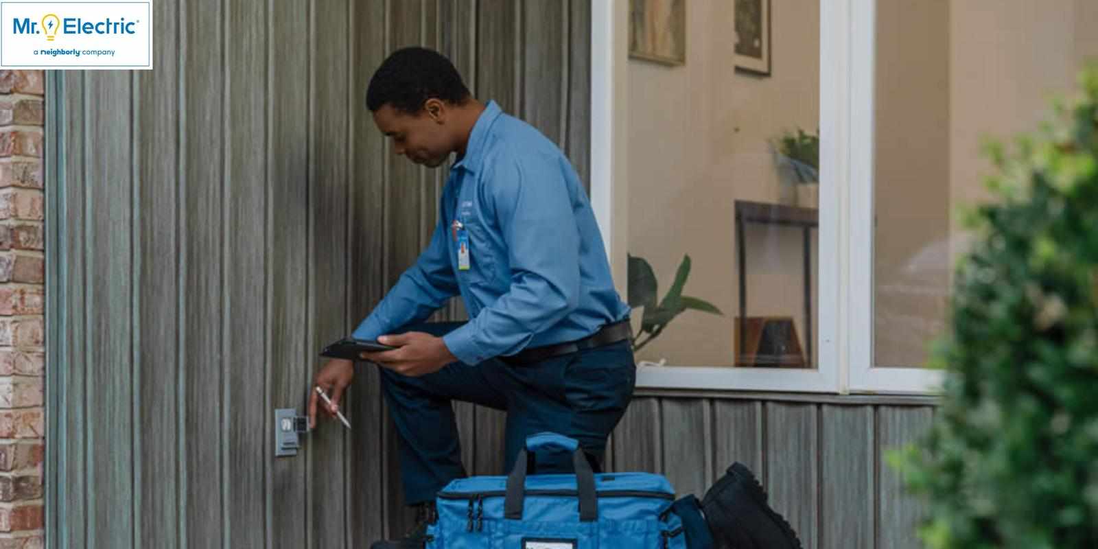 7 Warning Signs Your Home Needs an Electrician ASAP