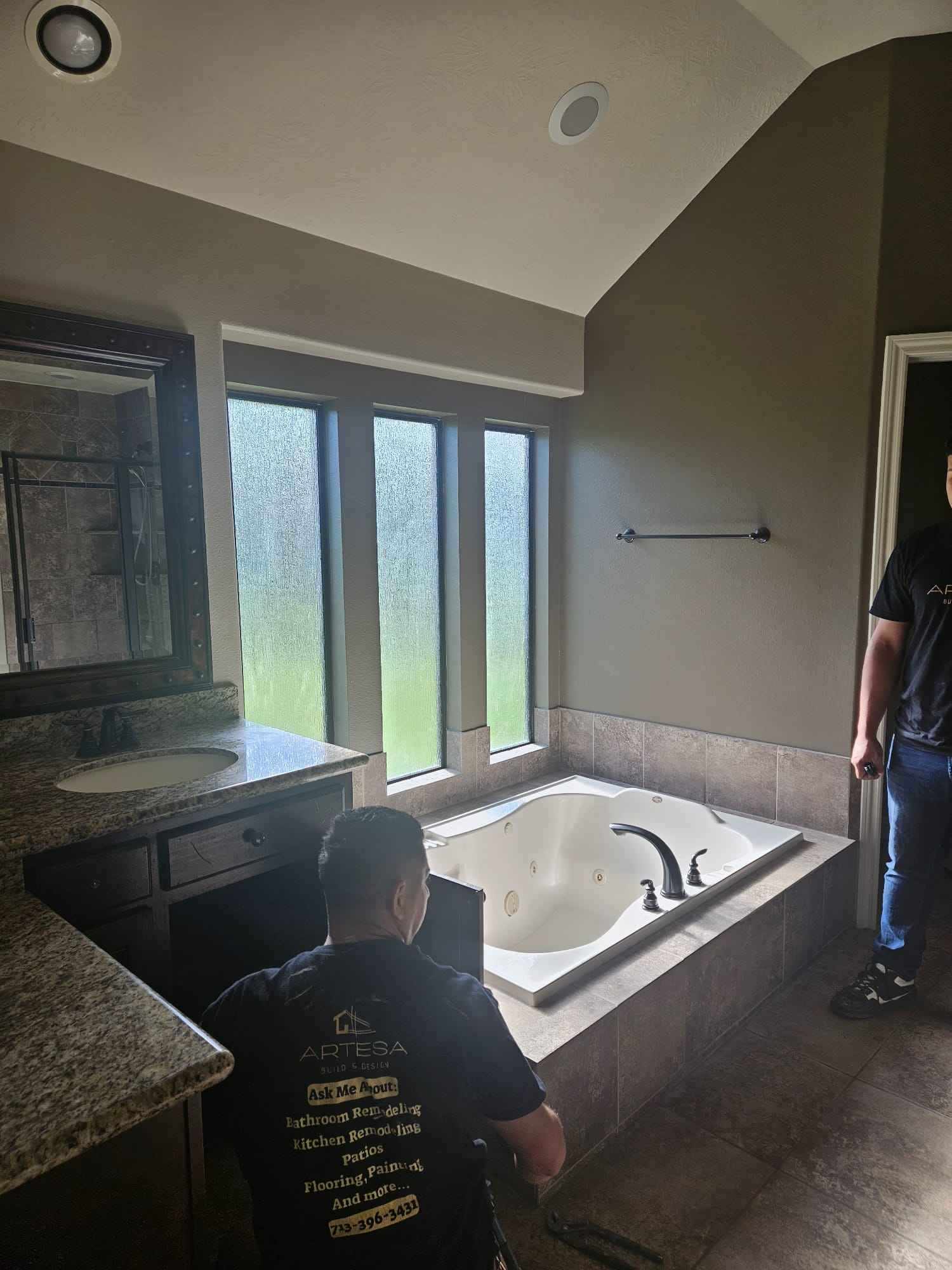 Houston Bathroom Remodeling: Smart, Stylish Investment