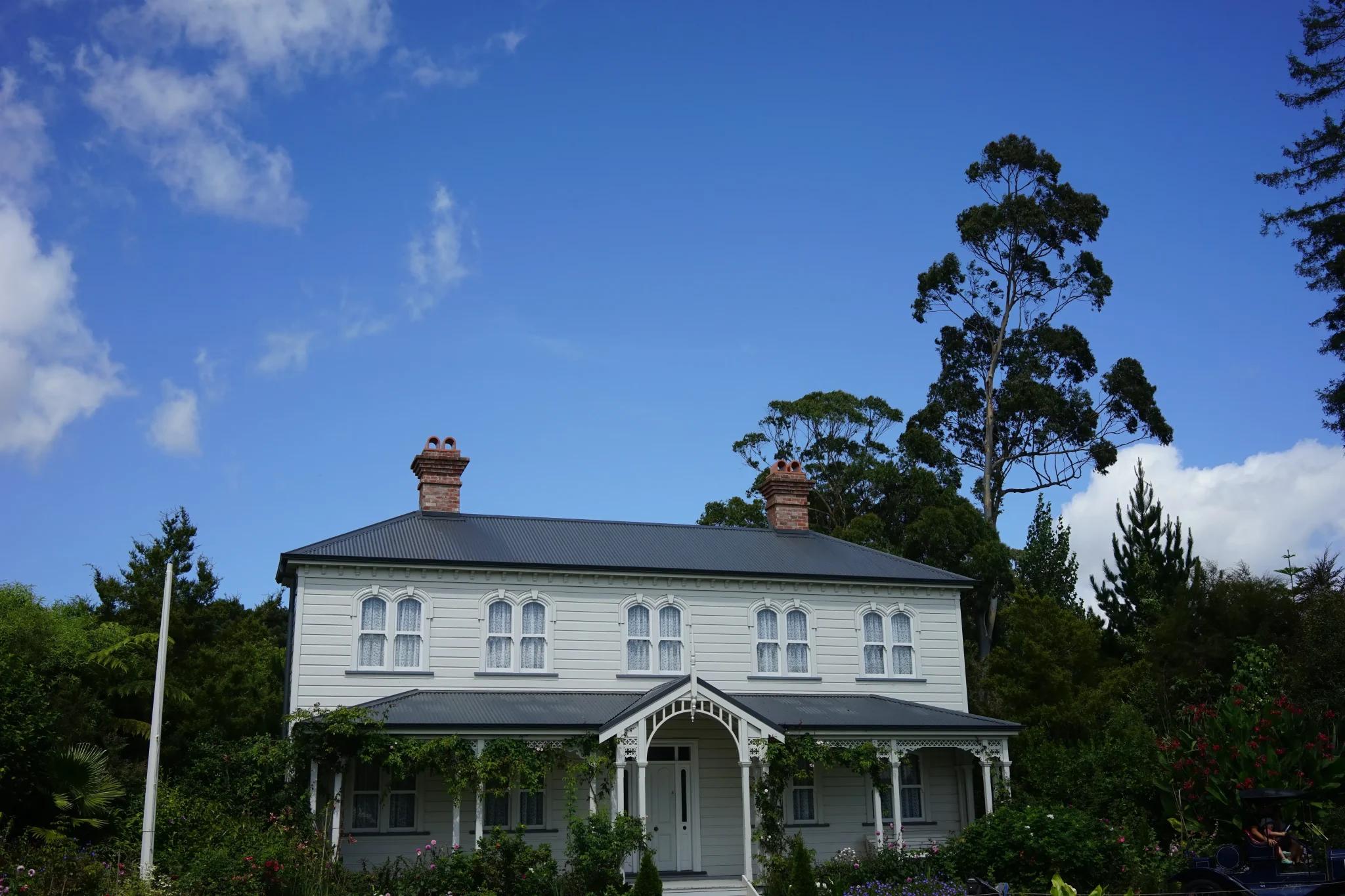 Roof Restoration Melbourne: Revive Your Roof and Protect Your Home in 2025