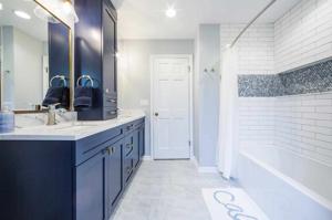 Elevate Your Home with a Professional Bathroom Remodel in Elmhurst, IL