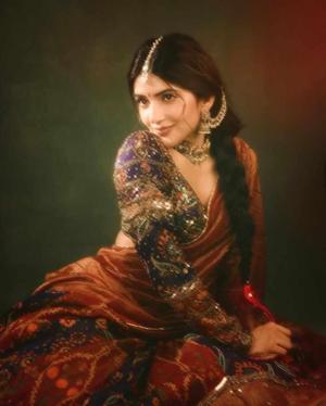 NAYAB   ZOHAR