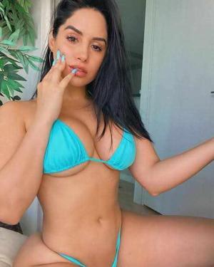 Next day early morning the hotel waiter saw both mother and son nude(Part-2)🍑💋🍌🥵