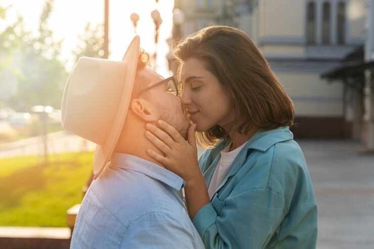 Tips for Erotic Chatline Daters to Turn Boring Talks into Interesting