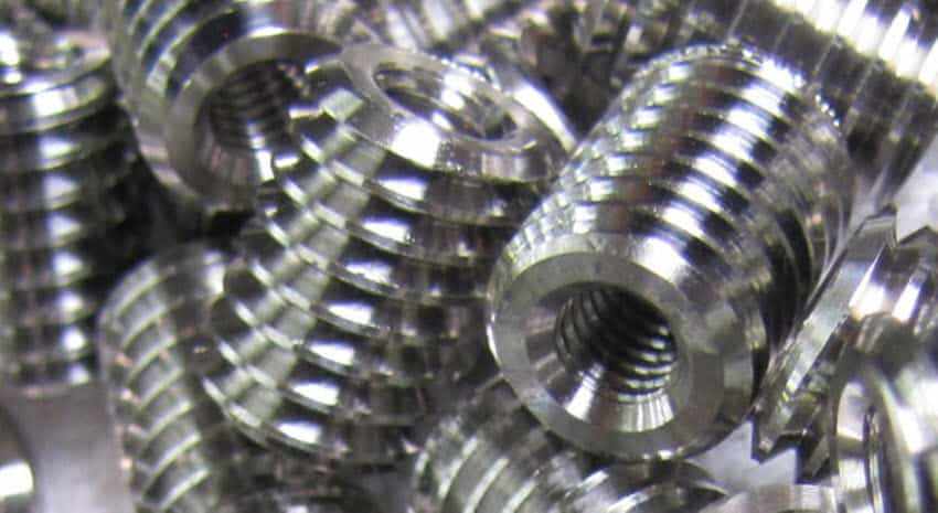 Benefits of Using Ultrasonic Cleaning Equipment in Industrial Applications