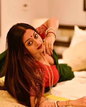 ससुर ने ऑटो में जबरदस्ती मुठ मरवाई last pt.12