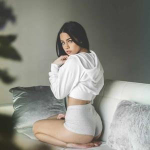Wet Mouth Slave - Sucking Landlordβs Thick Dick(Part-3)ππ