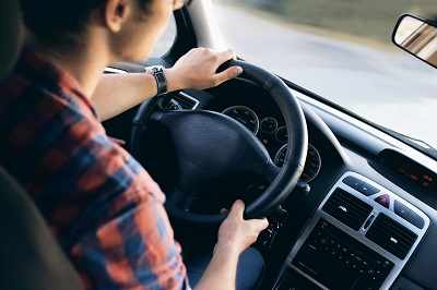 Car Insurance Near Me vs. Online Only: What’s the Better Deal?