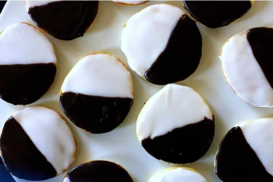 What Makes the Black and White Cookie a Timeless Classic?