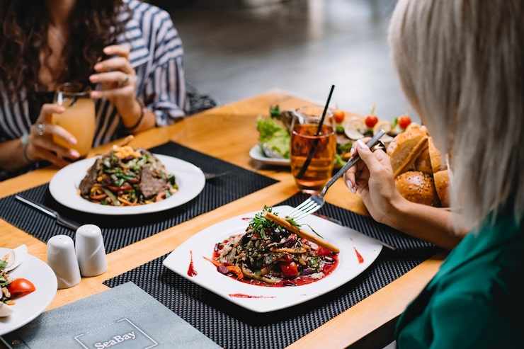 Discover the Flavors and Traditions That Make an American Restaurant Worth Visiting