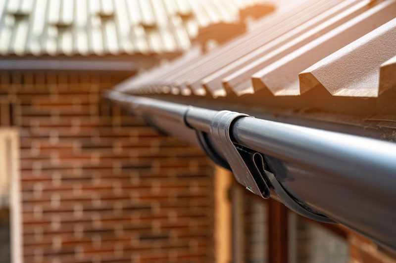 How Metal Roofs Perform During Harsh Weather and Storms