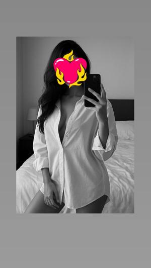 🌹 ＬＯＶＩＥＳ ＦＯＲ ＬＯＶＥ logo