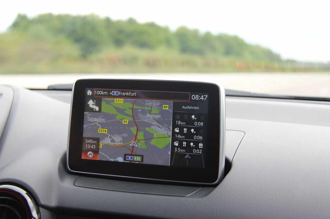 Rising Demand for Smart Vehicle Navigation Boosts In-Dash System Market