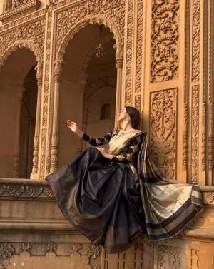 Aishu's DreamLand  logo