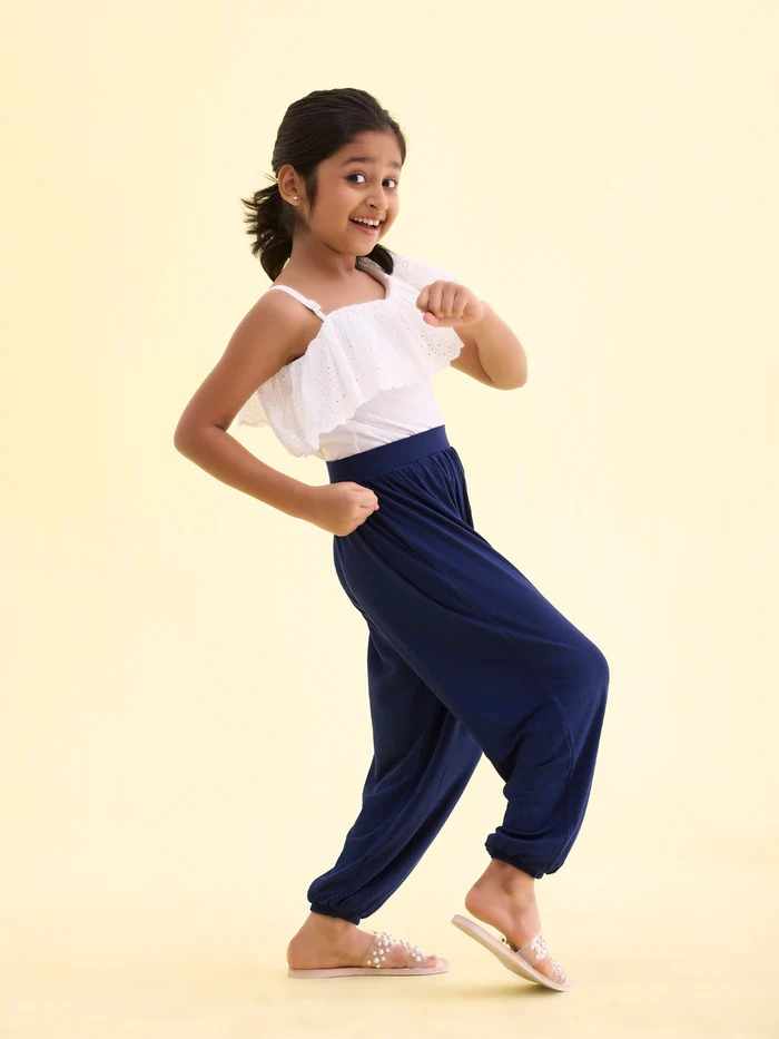 Which Go Colors Girls Pants Are Best for School, Travel, and Casual Outings?